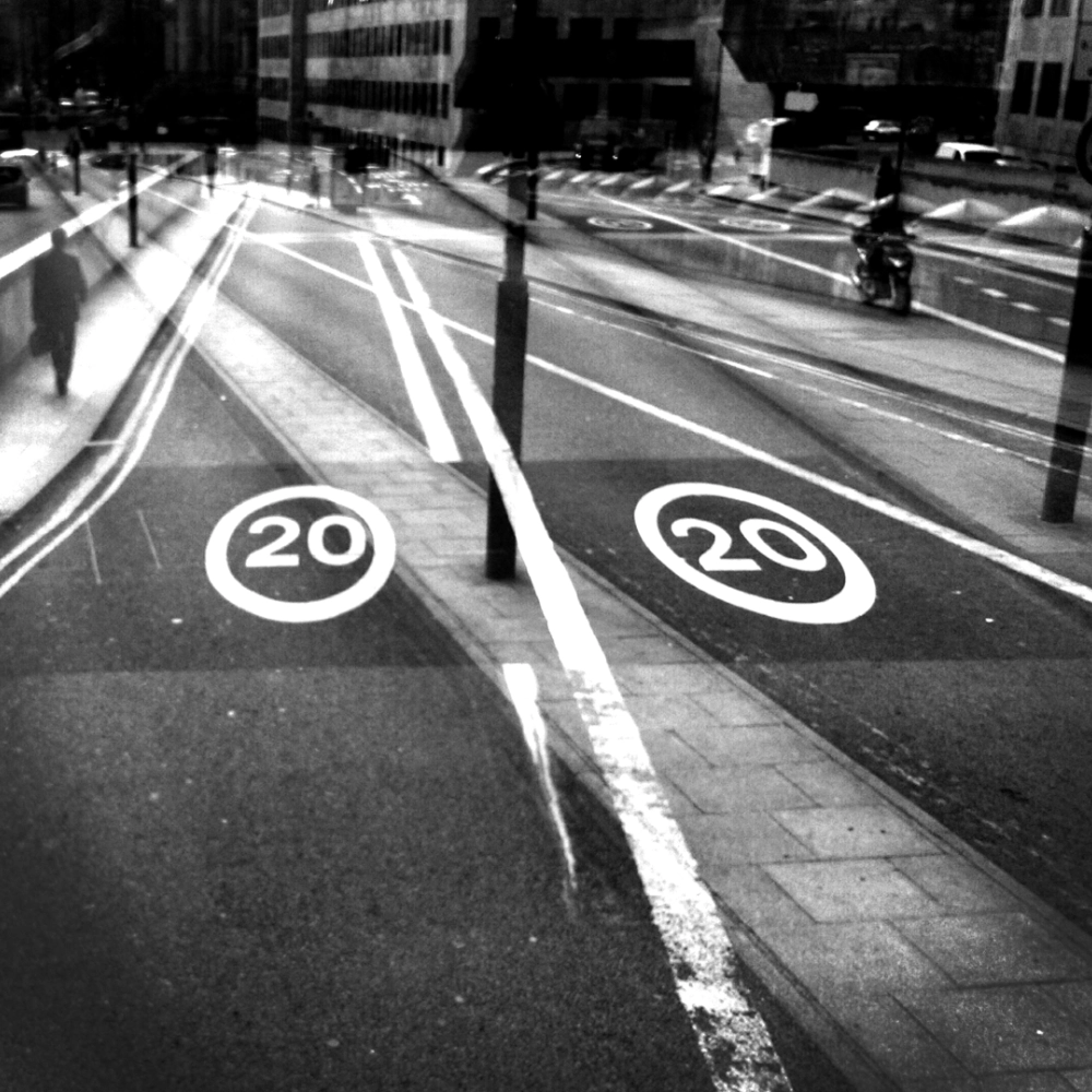 2014-09-15_Hindsight_From_the_No26_Bus_Somewhere_in_London